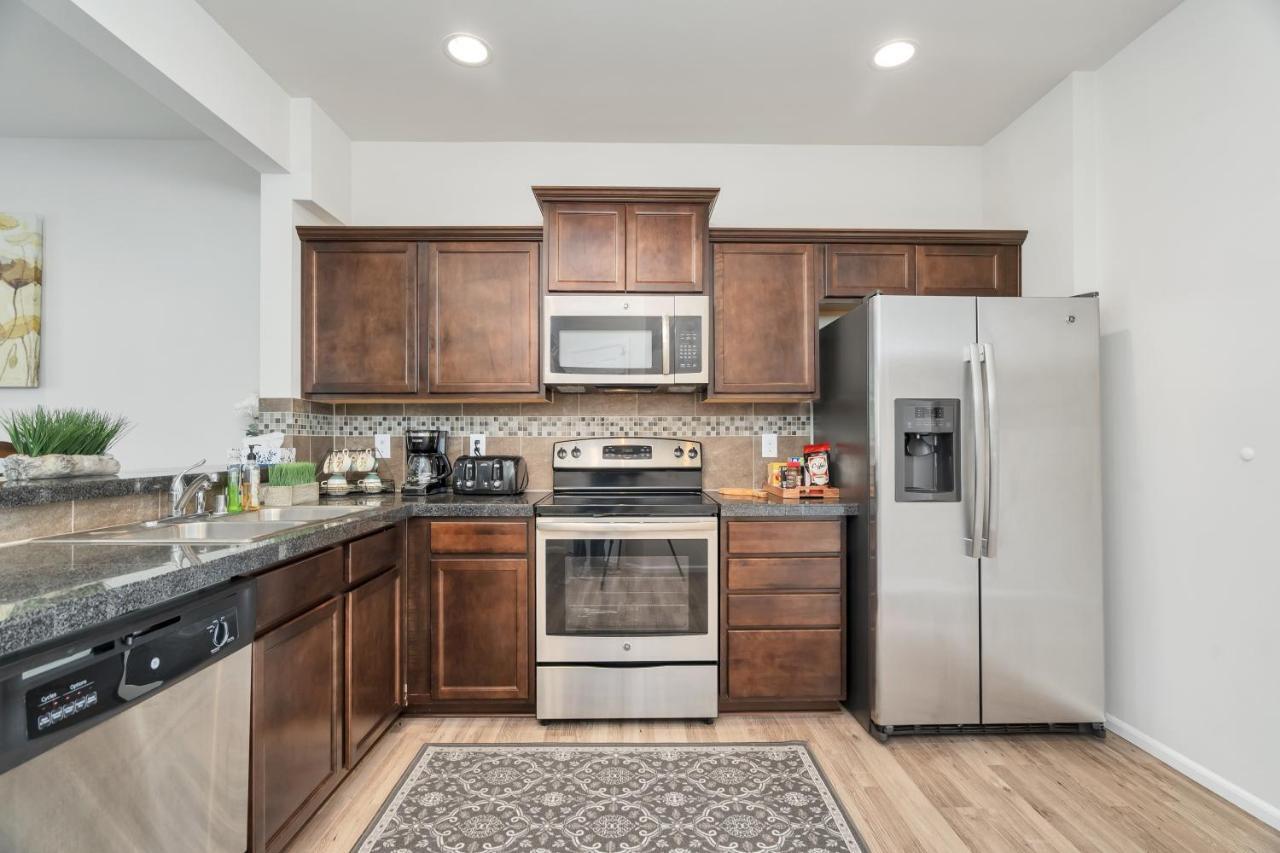 Terra House Tacoma - Ev Power Station, Crib, Stroller, High Chair Εξωτερικό φωτογραφία