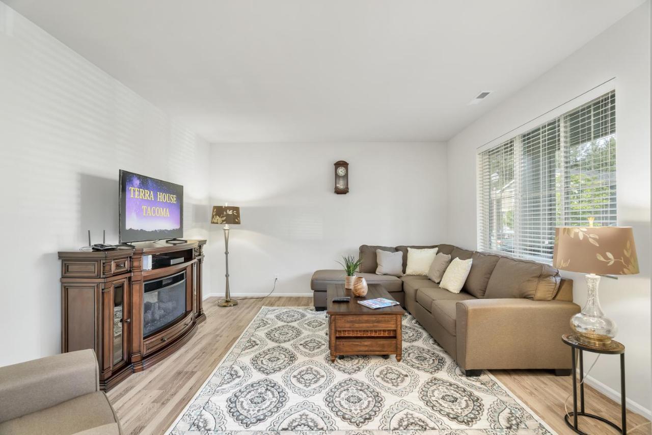 Terra House Tacoma - Ev Power Station, Crib, Stroller, High Chair Εξωτερικό φωτογραφία