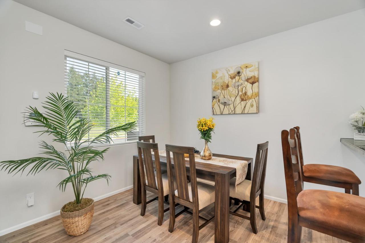 Terra House Tacoma - Ev Power Station, Crib, Stroller, High Chair Εξωτερικό φωτογραφία